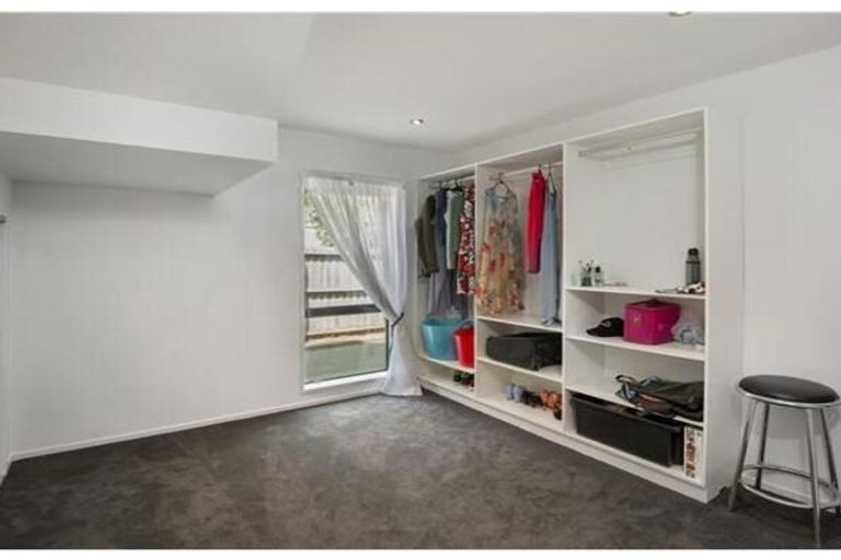 Photo of property in 3/450 Barbadoes Street, Edgeware, Christchurch, 8013