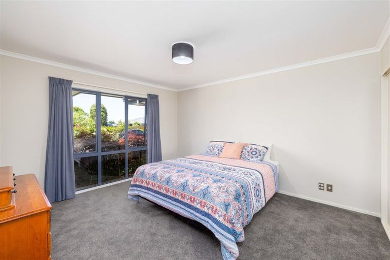 Photo of property in 17 Chamberlain Lane, Rangiora, 7400