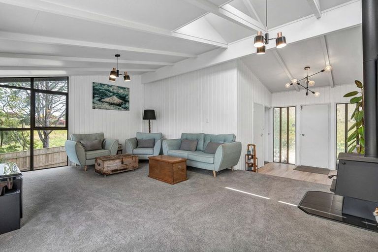 Photo of property in 4 Quin Crescent, Hawera, 4610