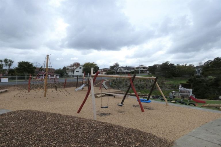 Photo of property in 19 Matairangi Avenue, Totara Heights, Auckland, 2105