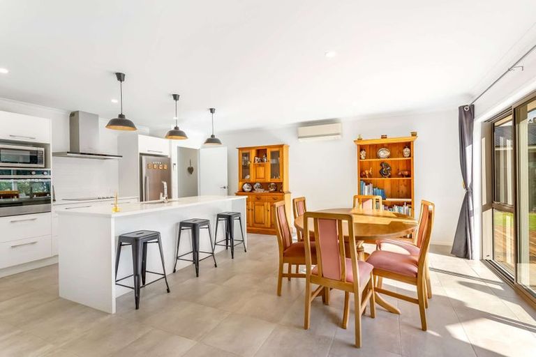 Photo of property in 17 Alf Simpson Drive, Whitianga, 3510