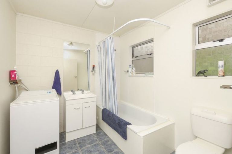 Photo of property in 11/57 Carrington Street, Lower Vogeltown, New Plymouth, 4310