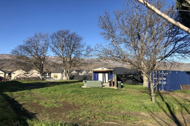 Photo of property in 18 Perriam Place, Mount Pisa, Cromwell, 9383