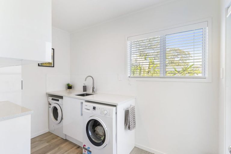 Photo of property in 26b Harley Road, Hauraki, Auckland, 0622