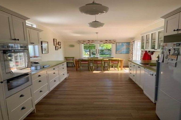 Photo of property in 36 The Esplanade, Westshore, Napier, 4110