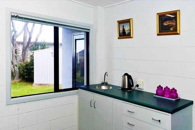 Photo of property in 5 Currey Crescent, Milford, Auckland, 0620