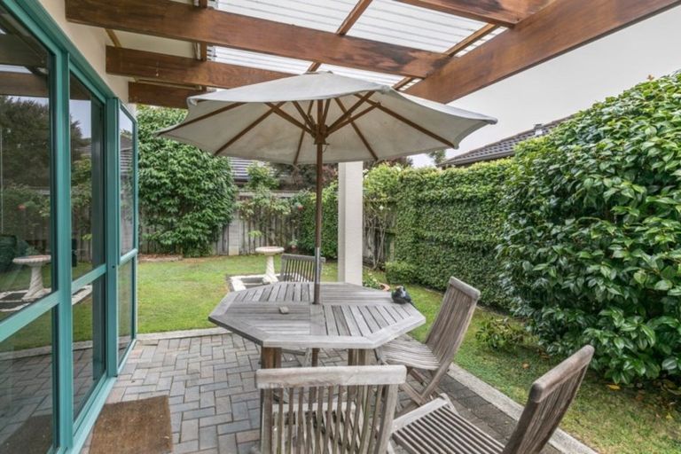 Photo of property in 4/84 Braid Road, St Andrews, Hamilton, 3200