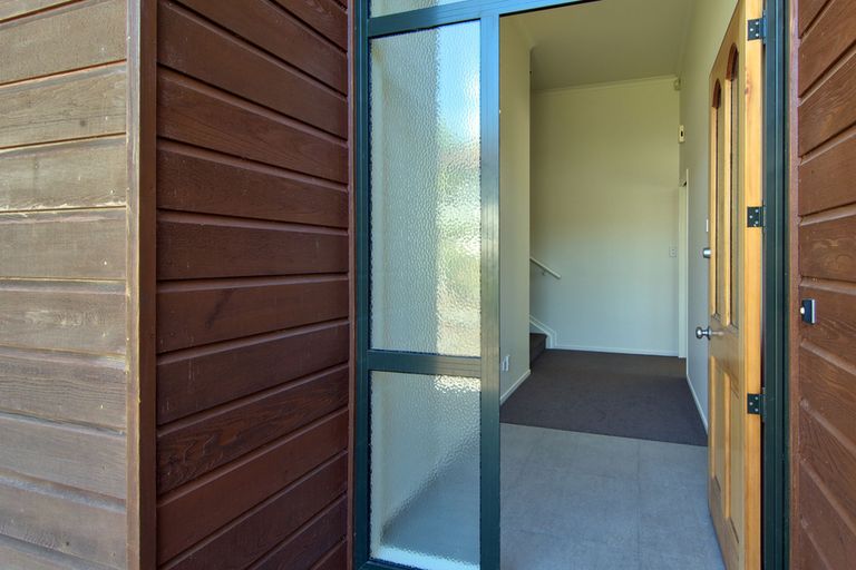 Photo of property in 187a Godley Road, Titirangi, Auckland, 0604