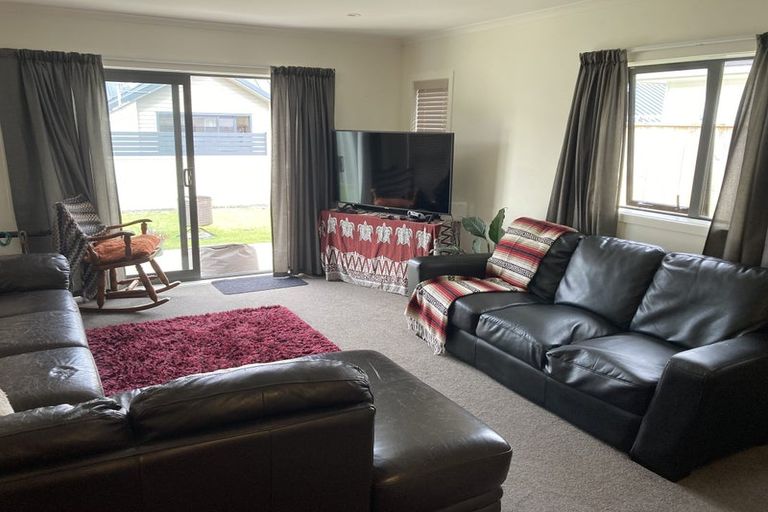 Photo of property in 5 Martha Turnell Crescent, Manor Park, Lower Hutt, 5019