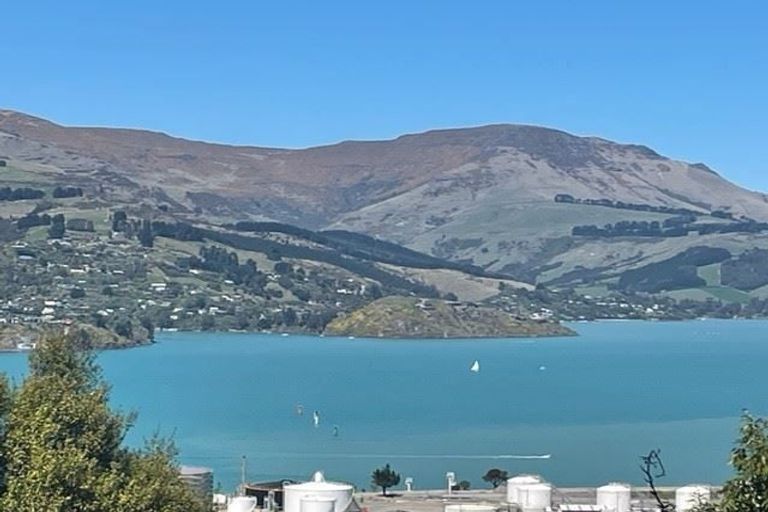 Photo of property in 4f Harmans Road, Lyttelton, 8082