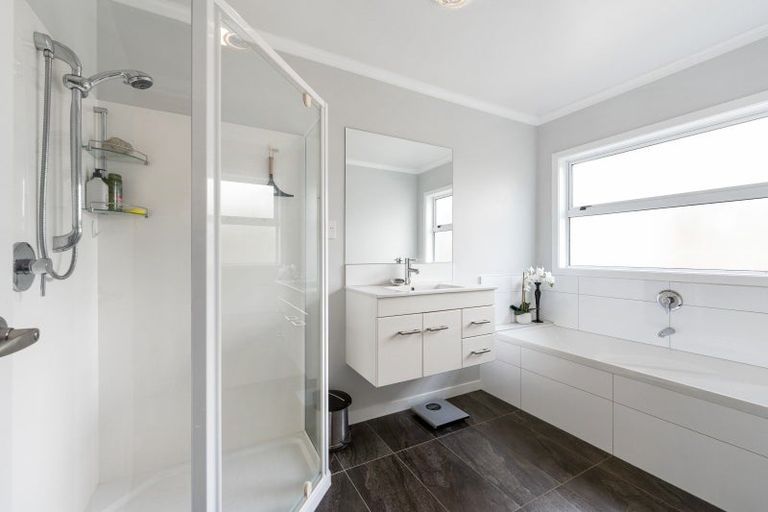 Photo of property in 15 Sika Avenue, Feilding, 4775