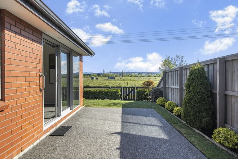 Photo of property in 3 Pippin (pvt) Lane, Rangiora, 7400