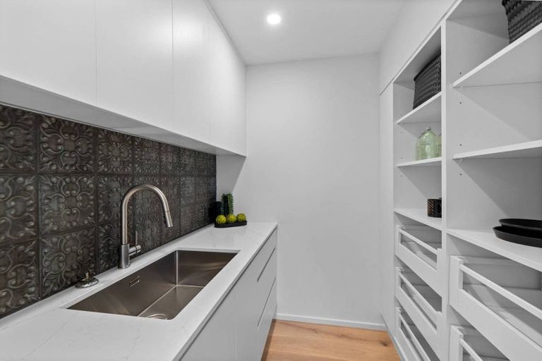 Photo of property in 6 Clifford Avenue, Merivale, Christchurch, 8014