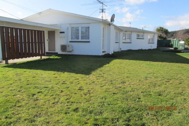 Photo of property in 1/15 Mangaroa Hill Road, Maoribank, Upper Hutt, 5018