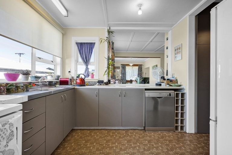 Photo of property in 22 Princes Street, Fitzroy, New Plymouth, 4312