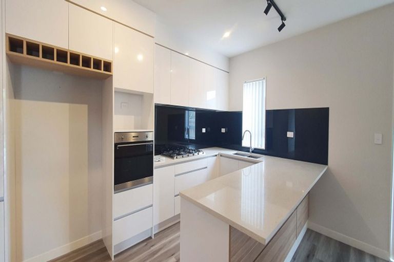 Photo of property in 16 Perkins Street, Papakura, 2110