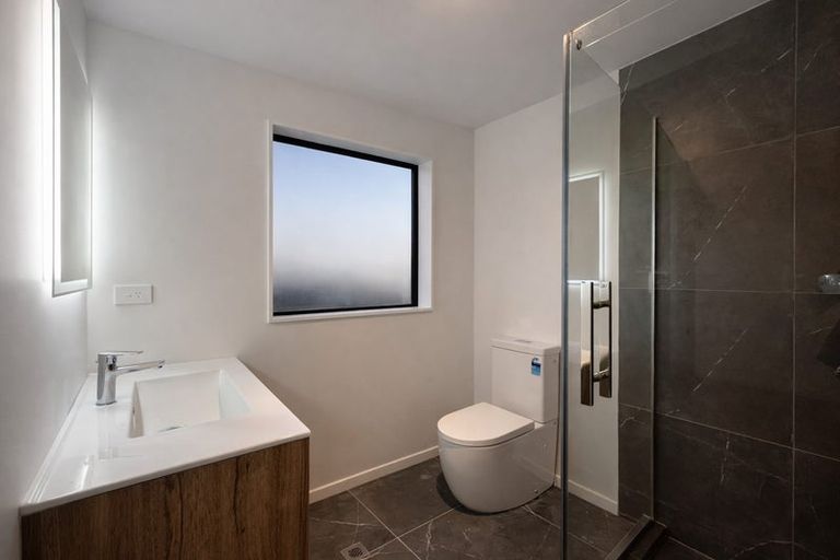 Photo of property in 3d Penfold Place, Henderson, Auckland, 0610