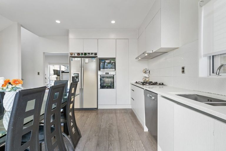 Photo of property in 10 Calcite Avenue, Flat Bush, Auckland, 2019