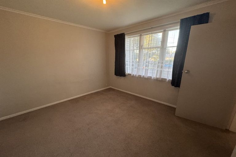 Photo of property in 90 Broderick Road, Johnsonville, Wellington, 6037