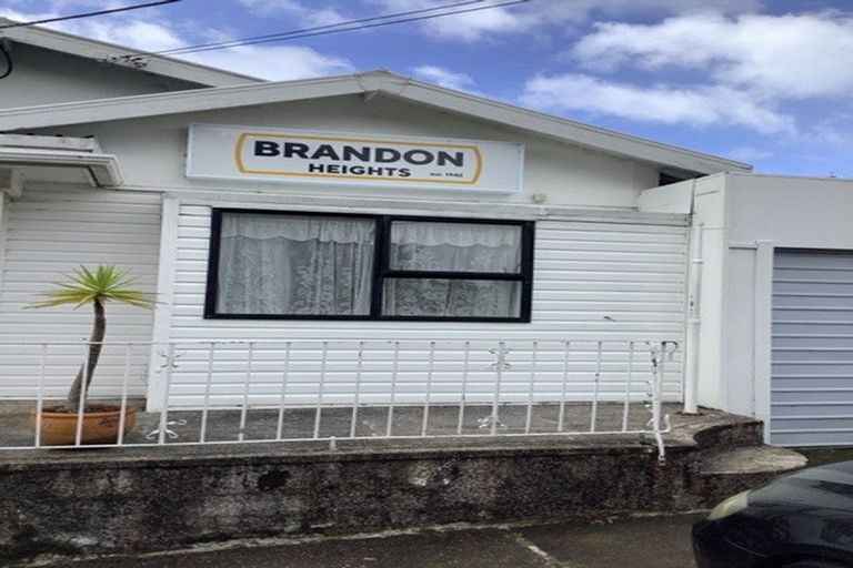 Photo of property in 21 Brandon Road, Glen Eden, Auckland, 0602