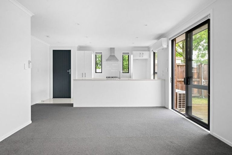 Photo of property in 53 Holland Road, Fairfield, Hamilton, 3214