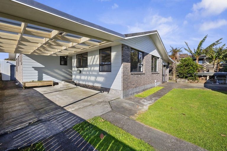 Photo of property in 30 Rahiri Street, Waitara, 4320