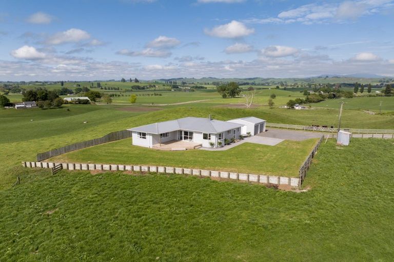 Photo of property in 108 Hetherington Road, Tirau, 3485