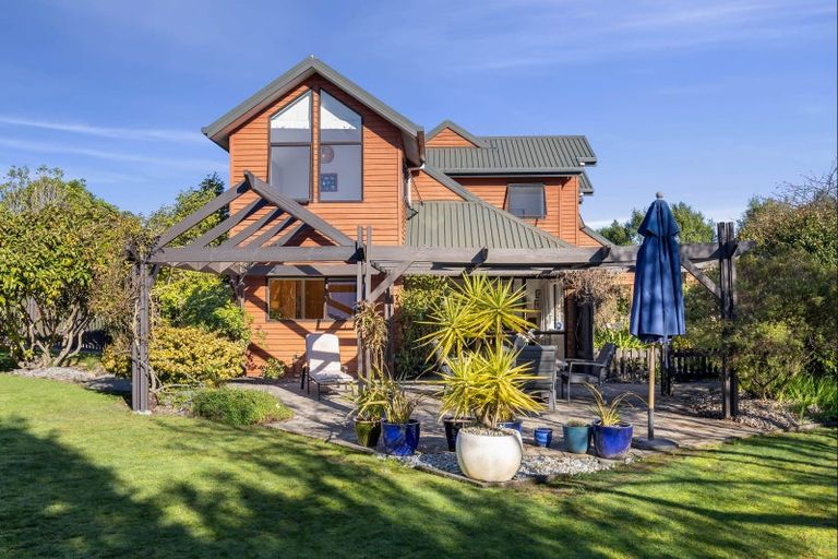 Photo of property in 20 Ardilea Avenue, Stoke, Nelson, 7011