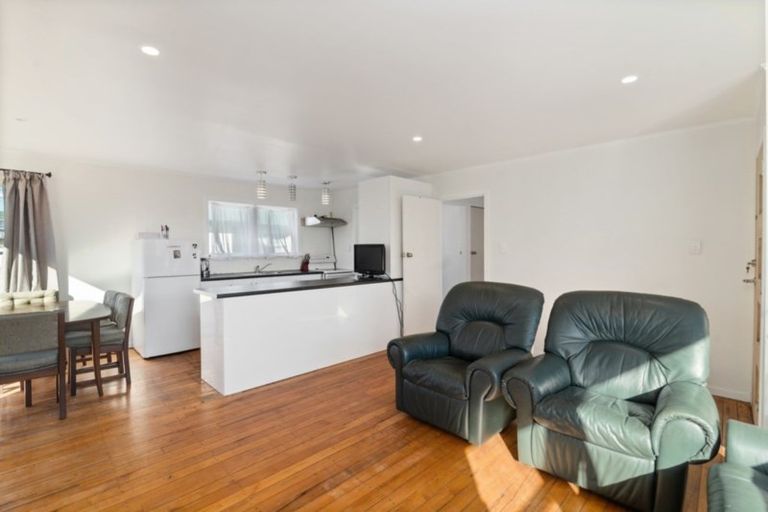 Photo of property in 17 Scott Avenue, Owhata, Rotorua, 3010