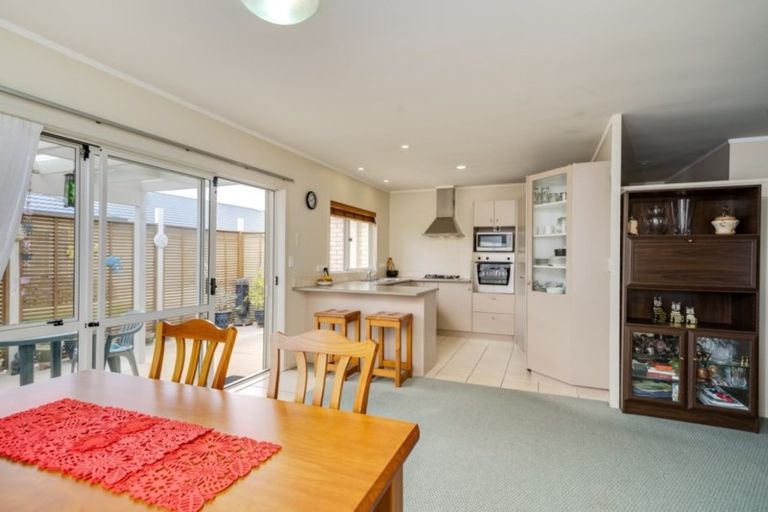 Photo of property in Diamond Sands, 4/644 Grenada Street, Papamoa Beach, Papamoa, 3118