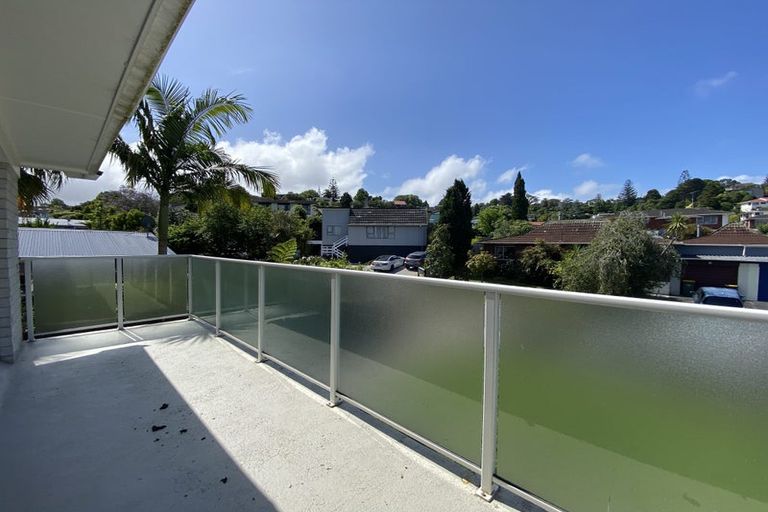 Photo of property in 1/36 Sandiacre Way, Browns Bay, Auckland, 0630