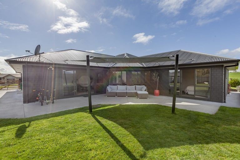 Photo of property in 4 Ennisclare Place, Waipukurau, 4200