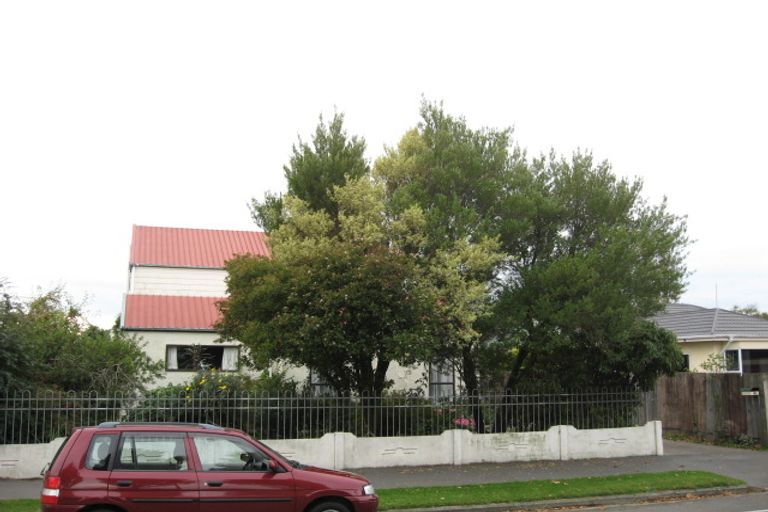 Photo of property in 106 Yaldhurst Road, Sockburn, Christchurch, 8042