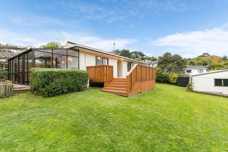 Photo of property in 26 Buccaneer Place, Grenada Village, Wellington, 6037