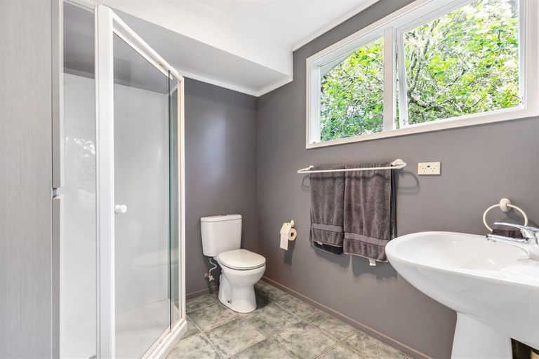 Photo of property in 1/24 Albany Highway, Greenhithe, Auckland, 0632