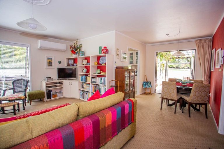 Photo of property in 4 Eliot Place, Leamington, Cambridge, 3432