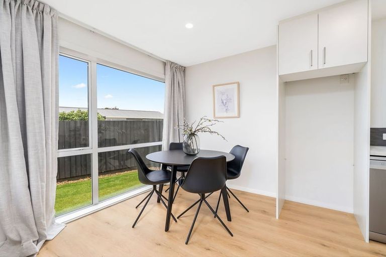 Photo of property in 15 Pethig Place, Halswell, Christchurch, 8025