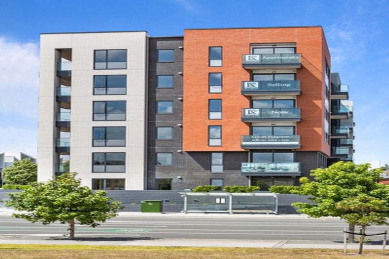 Photo of property in 102/57 Mapou Road, Hobsonville, Auckland, 0616