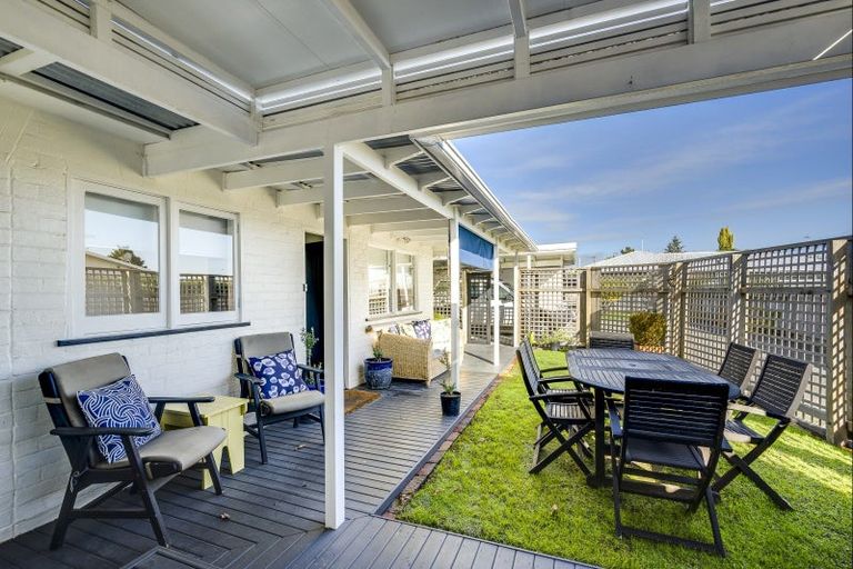 Photo of property in 206 Lyndon Road West, Hastings, 4122