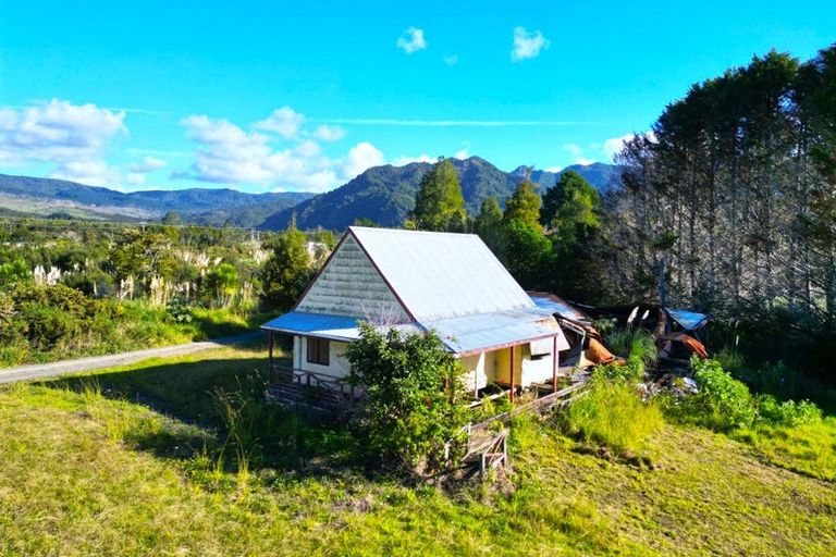 Photo of property in 2497a Waima Valley Road, Waima, Kaikohe, 0473