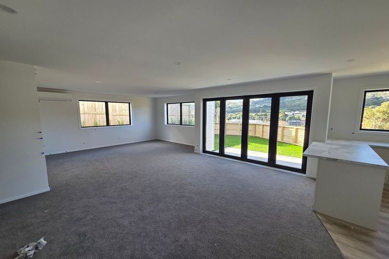 Photo of property in 235 Main Road, Tawa, Wellington, 5028