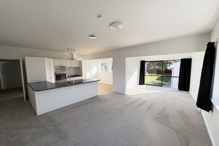Photo of property in 211 Knowles Street, St Albans, Christchurch, 8052