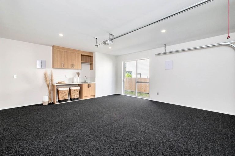 Photo of property in 116b Hepburn Road, Glendene, Auckland, 0602