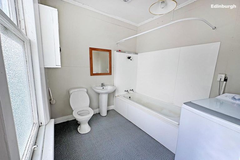 Photo of property in 8 Bathgate Street, South Dunedin, Dunedin, 9012