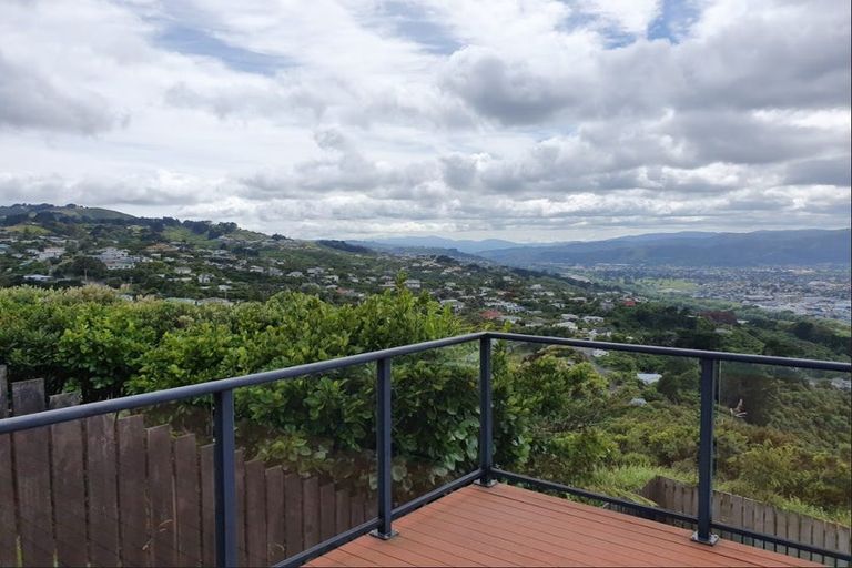 Photo of property in 91 Cypress Drive, Maungaraki, Lower Hutt, 5010