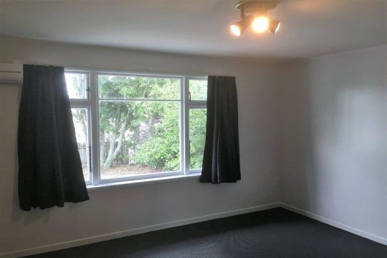 Photo of property in 34 Curletts Road, Sockburn, Christchurch, 8042