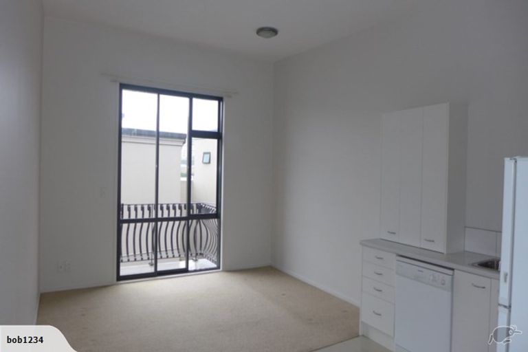 Photo of property in 3d/30 Randolph Street, Eden Terrace, Auckland, 1010