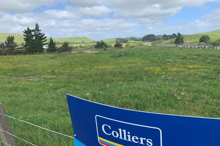 Photo of property in 2 Akaroa Road, Poraiti, Napier, 4112