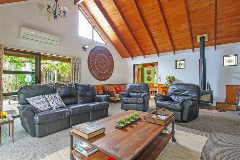 Photo of property in 16 Kendall Road, Kerikeri, 0230