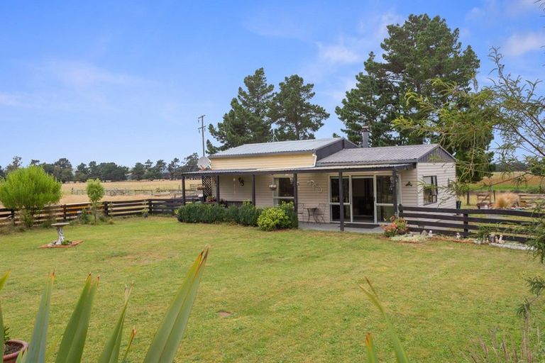 Photo of property in 317 Innes Road, Glasnevin, Amberley, 7482